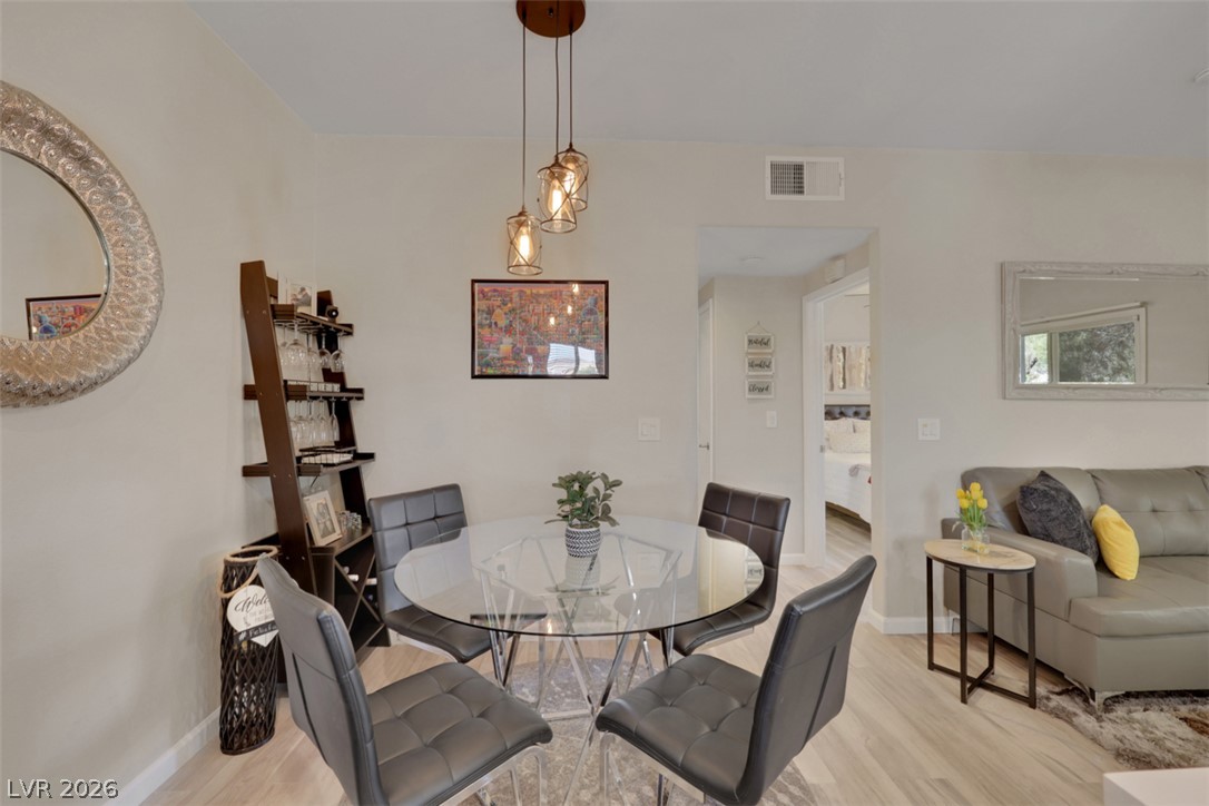 Photo 9 of 21, 5650 E Sahara Avenue #2017