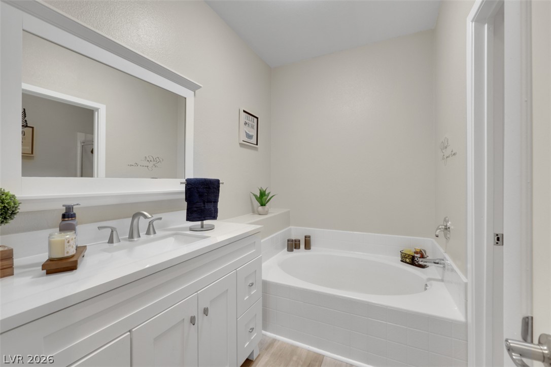 Photo 14 of 21, 5650 E Sahara Avenue #2017