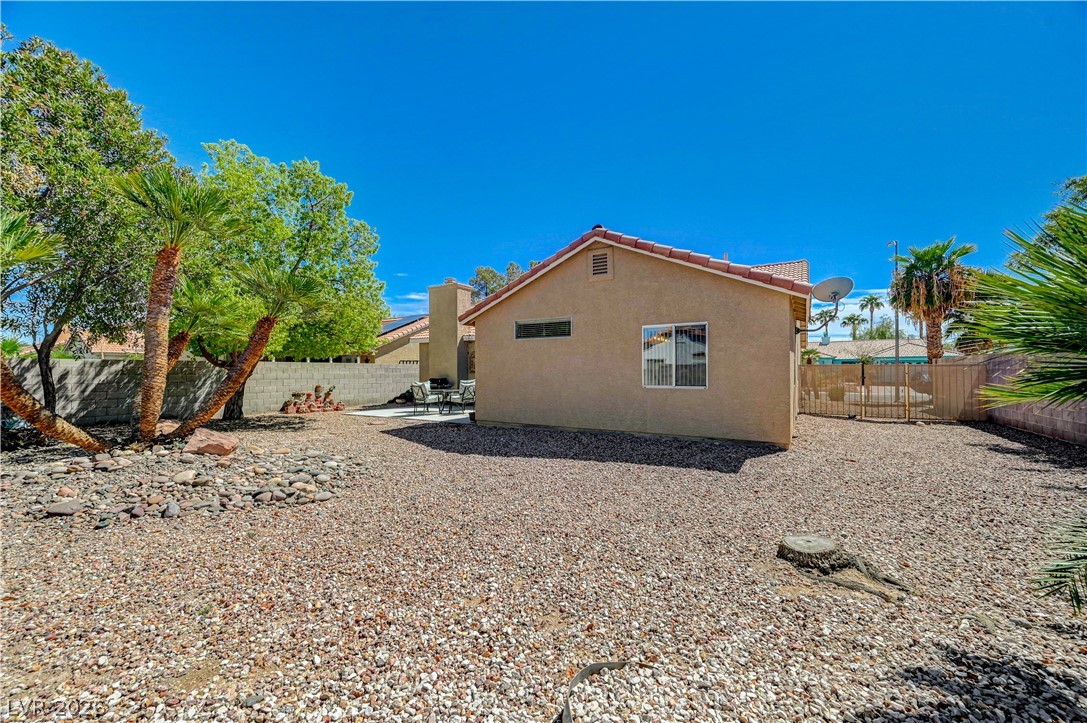 Photo 3 of 4404 Sophia Way