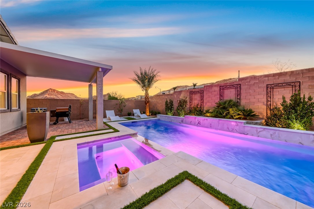 141 Juliette Pointe Lane, Henderson 89011