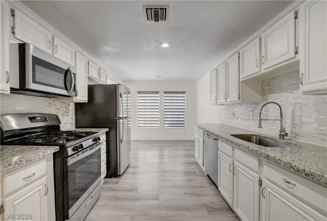 4049 Chalfont Court, Las Vegas 89121