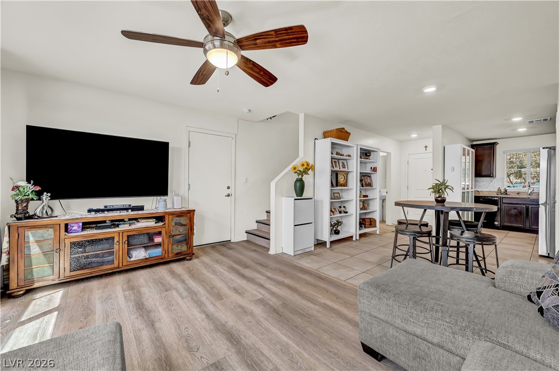 4389 Panther Cove Drive, Las Vegas