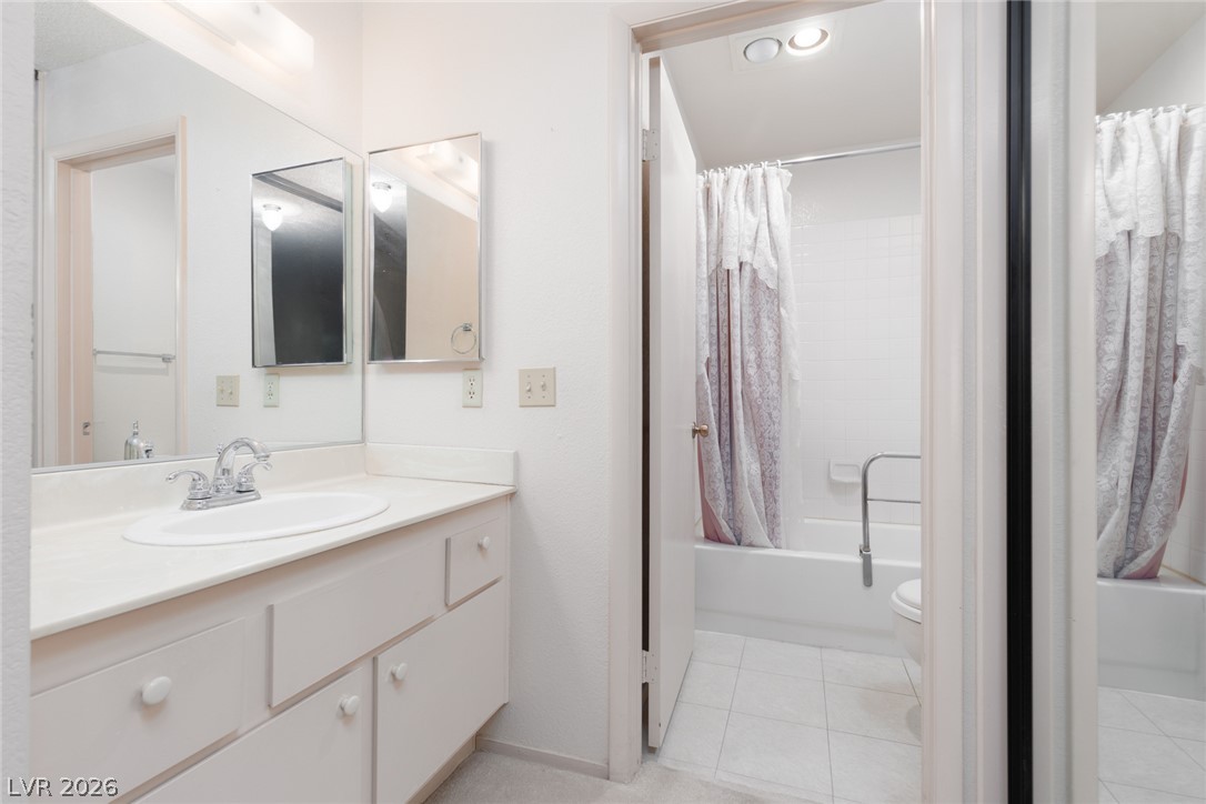 Photo 11 of 21, 4819 Nara Vista Way #101