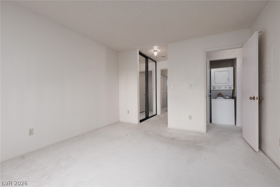 Photo 14 of 21, 4819 Nara Vista Way #101
