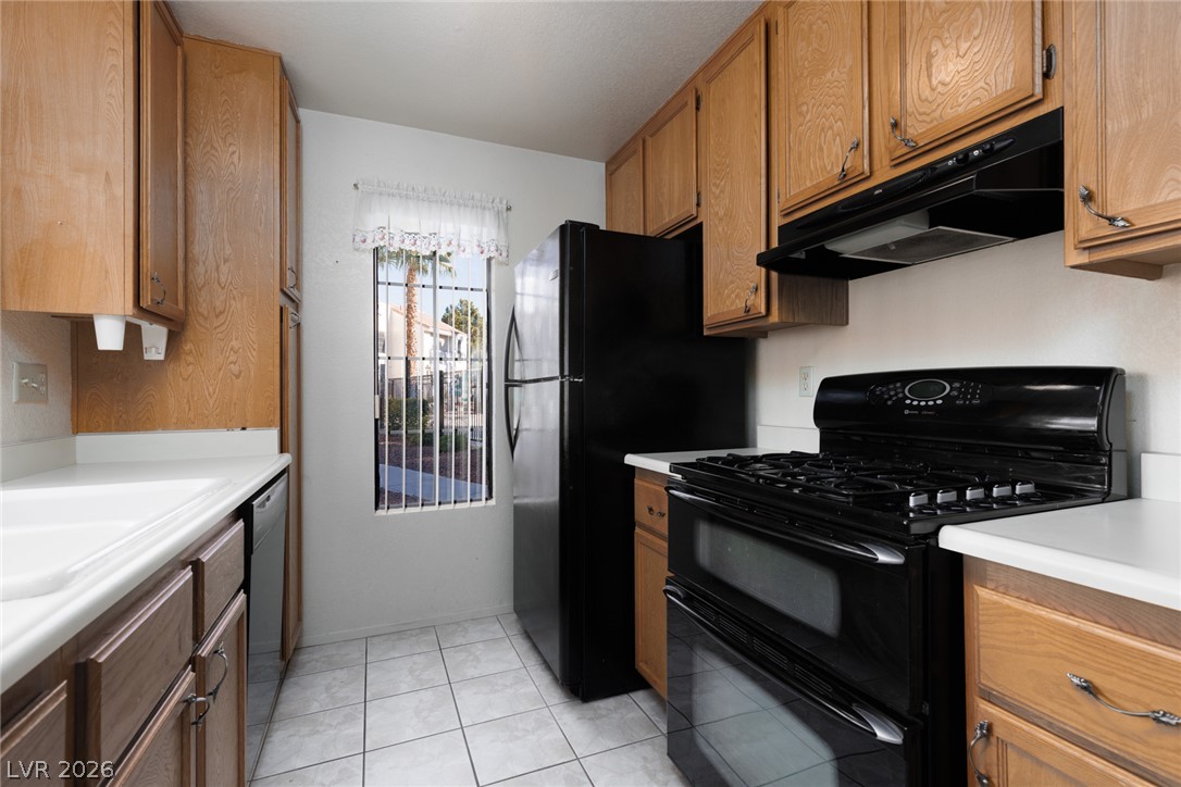 Photo 8 of 21, 4819 Nara Vista Way #101