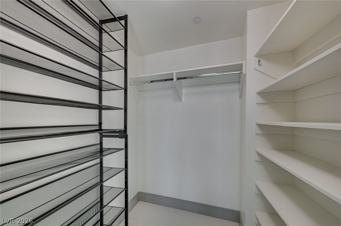 Photo 15 of 46, 222 Karen Avenue #2204