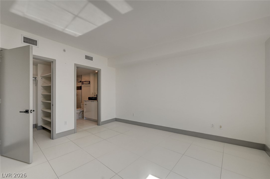 Photo 17 of 46, 222 Karen Avenue #2204