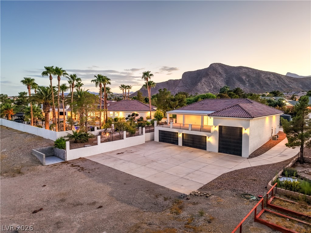 9390 Stange Avenue, Las Vegas 89129