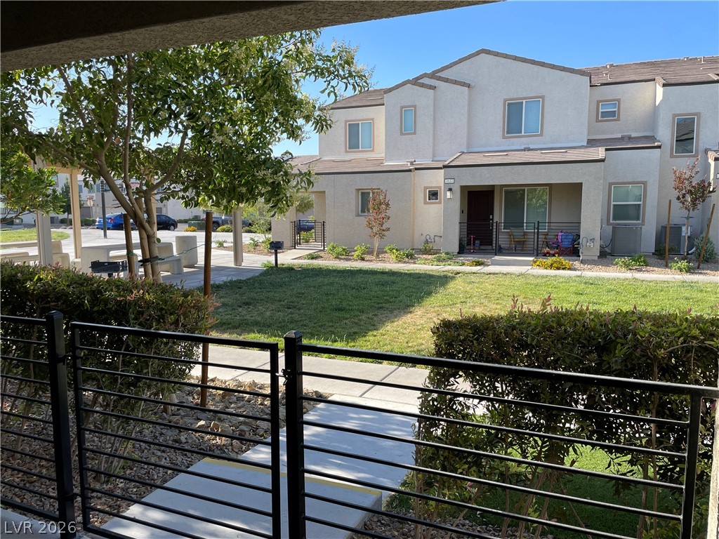 Photo 2 of 3538 Alpheus River Avenue