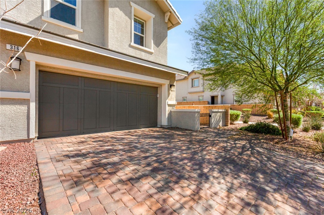 Photo 12 of 41, 316 Cape Seville Place