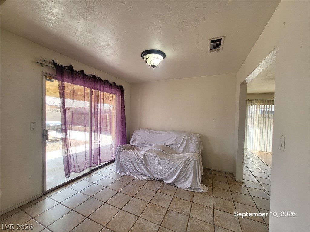 Photo 4 of 6801 High Bluff Way