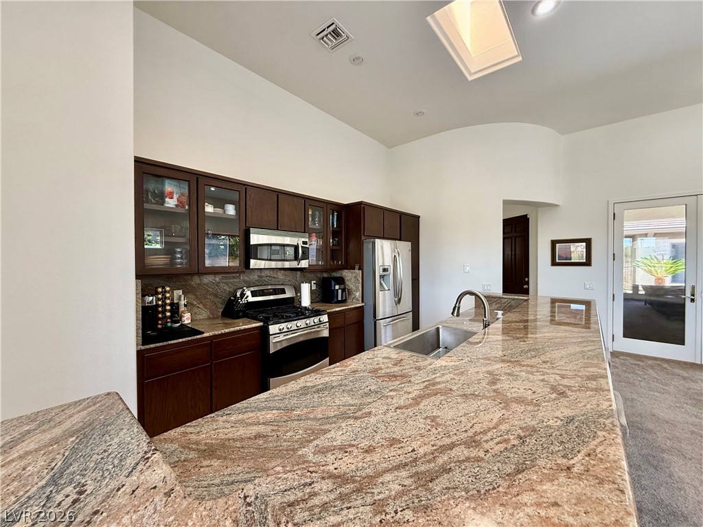 Photo 4 of 29 Braelinn Drive