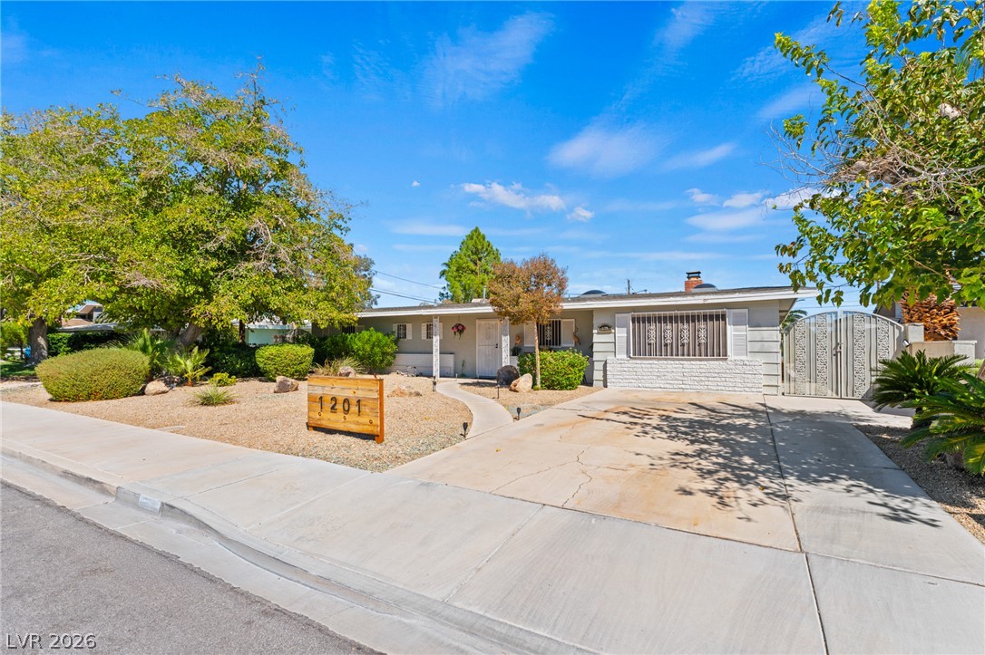 Photo 3 of 1201 Westlund Drive