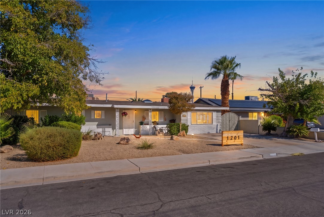 1201 Westlund Drive, Las Vegas 89102