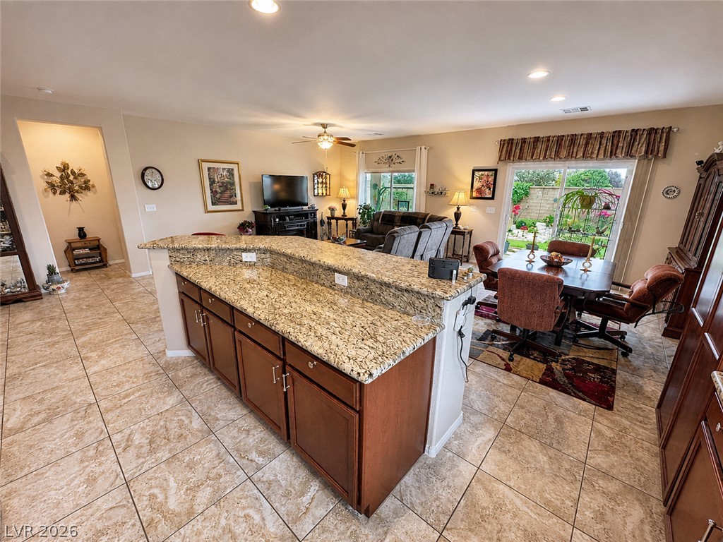 Photo 4 of 5086 E Monte Penne Way