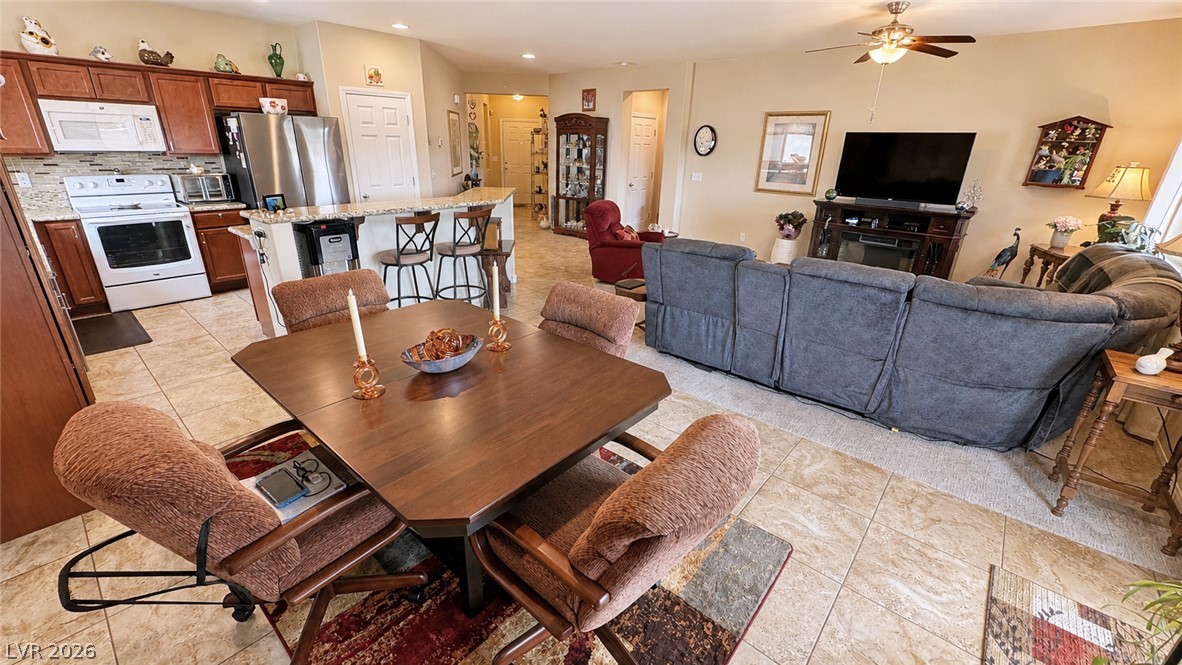 Photo 6 of 43, 5086 E Monte Penne Way