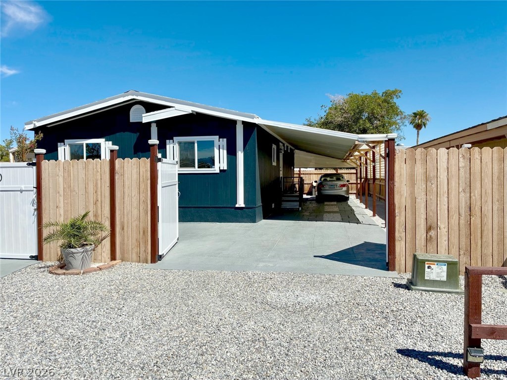Photo 3 of 70 Steptoe Street