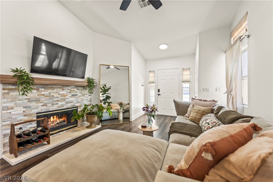 Photo 5 of 23 Mesquite Village Circle