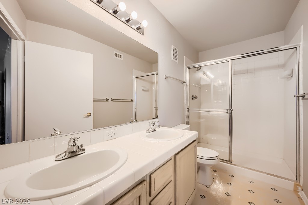 Photo 17 of 24, 7950 W Flamingo Road #2071