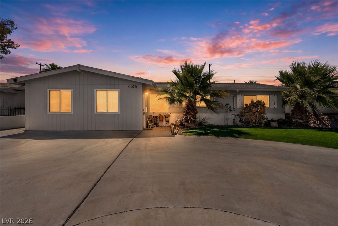 4109 Via Vaquero Avenue, Las Vegas 89102
