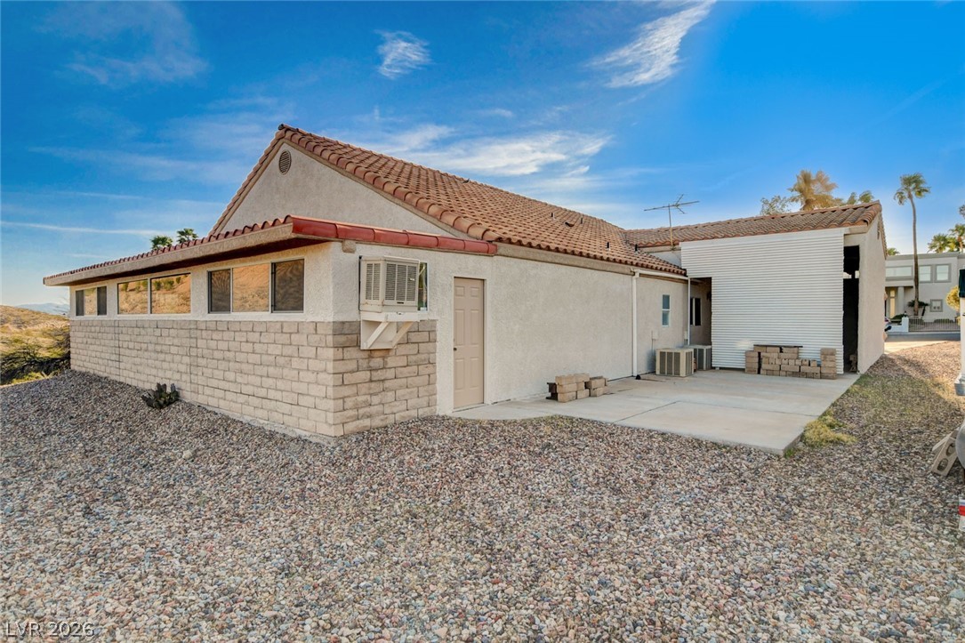 Photo 41 of 48, 1319 Highland Court