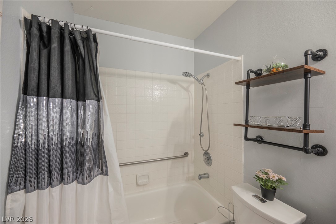 Photo 30 of 47, 3213 Oyster Bay Street