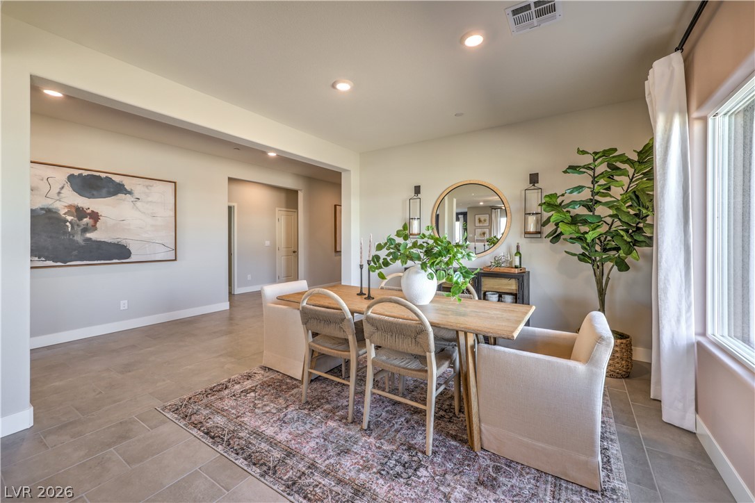 Photo 5 of 1044 Gentle Swan Street