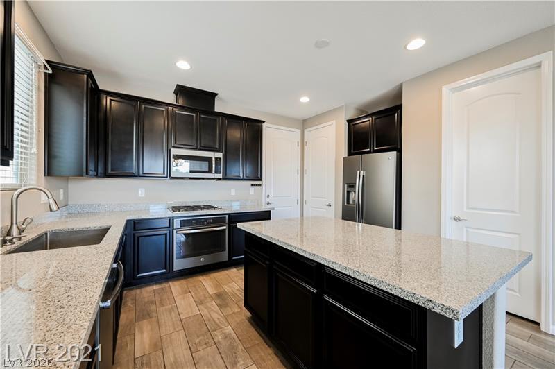 Photo 11 of 40, 9940 Sunriver Meadows Avenue