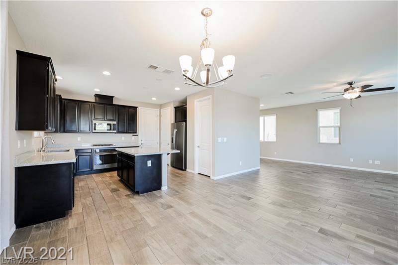 Photo 7 of 40, 9940 Sunriver Meadows Avenue