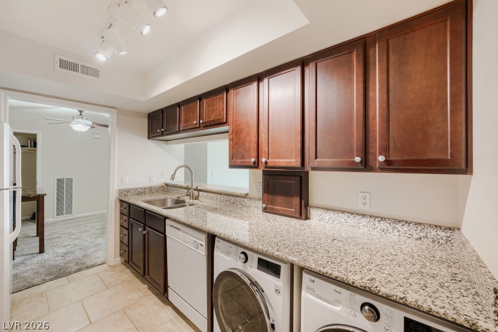 Photo 15 of 25, 2854 Geary Place #3803