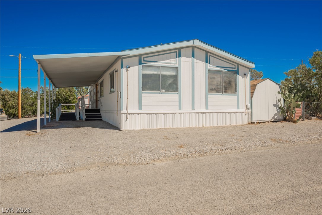 Photo 4 of 320 Kite Street