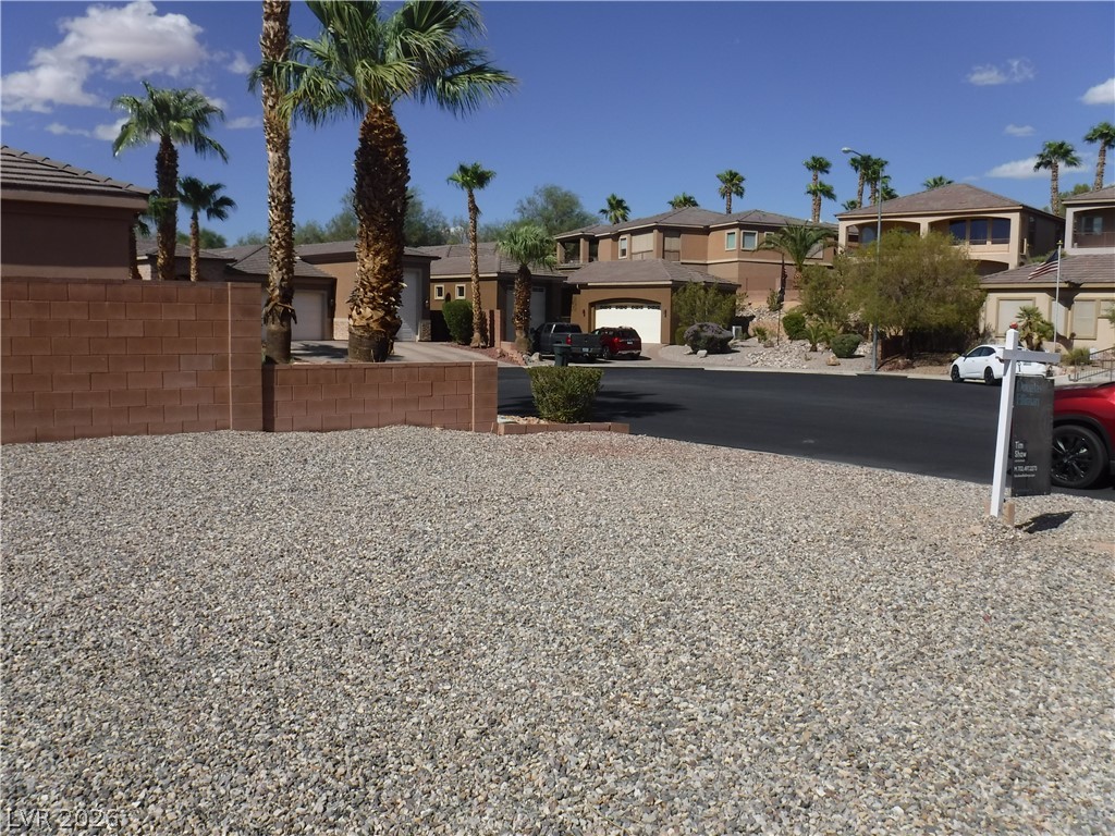 Photo 3 of 654 Paloma Circle