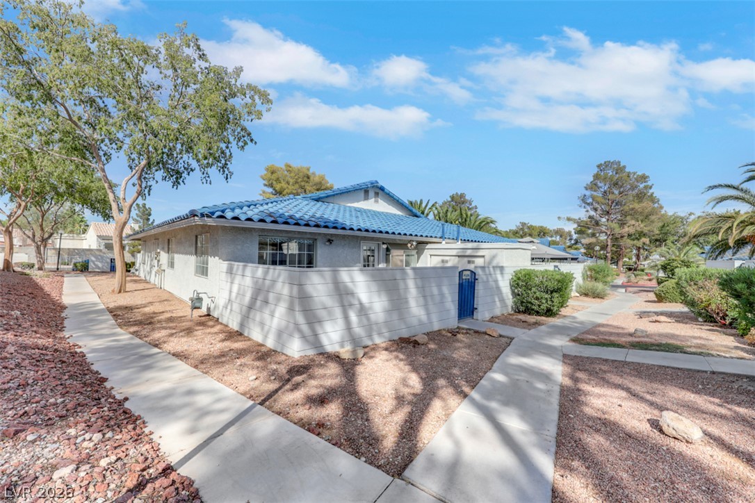 Photo 2 of 2137 Petersham Court #C