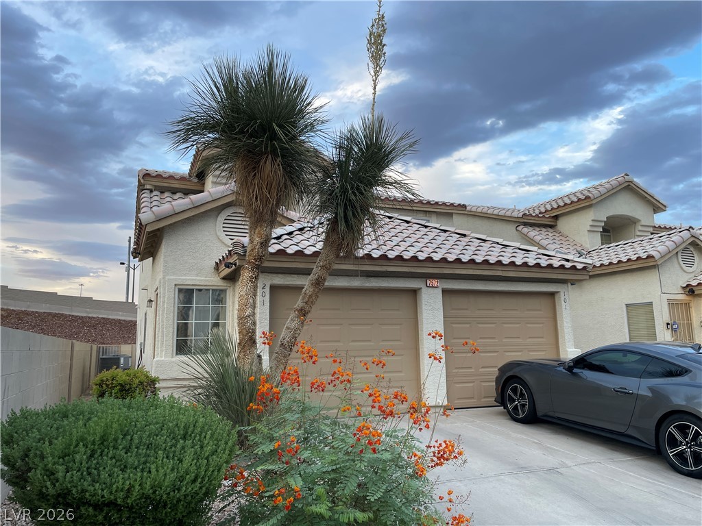 7572 Durham Hall Avenue #201, Las Vegas 89130