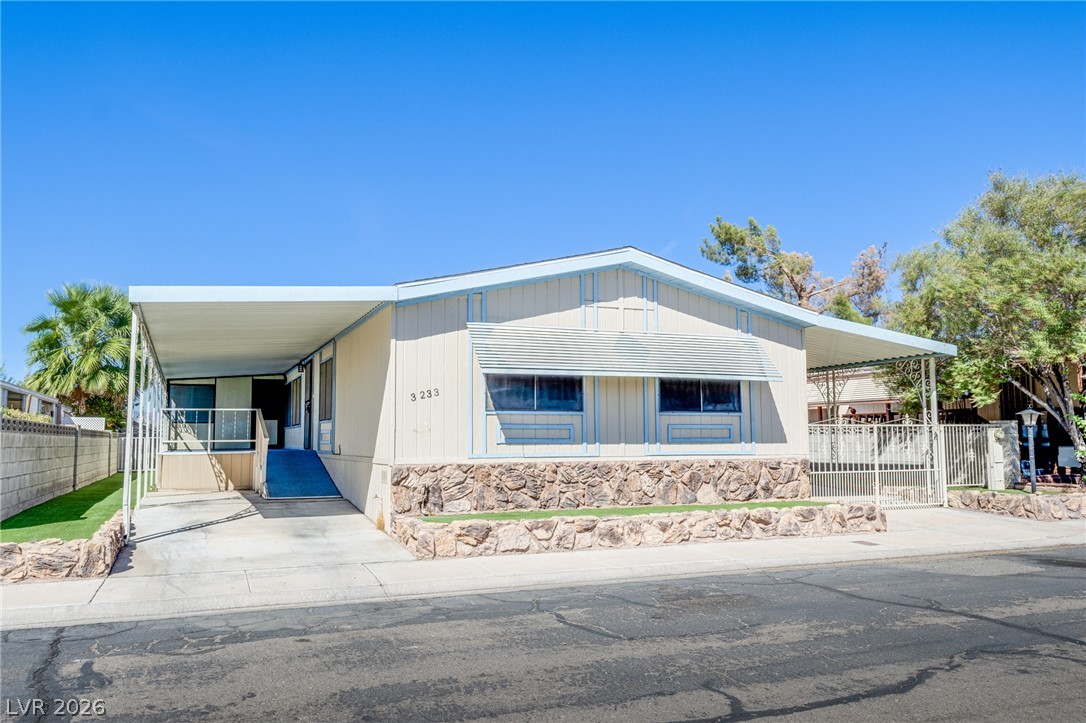 3233 Tularosa Lane, Las Vegas 89122
