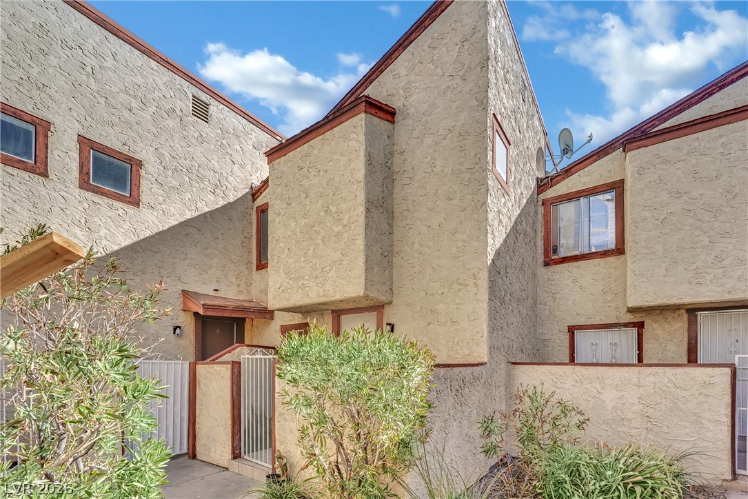 5007 Spencer Street #C, Las Vegas 89119