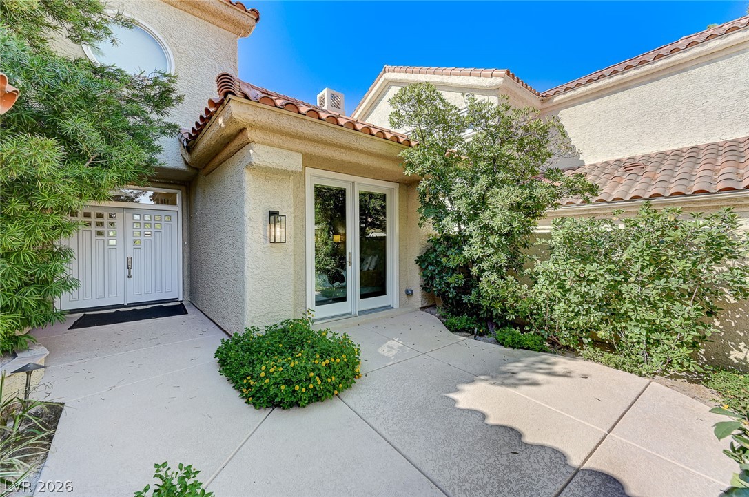 Photo 7 of 67, 8121 Castle Pines Avenue