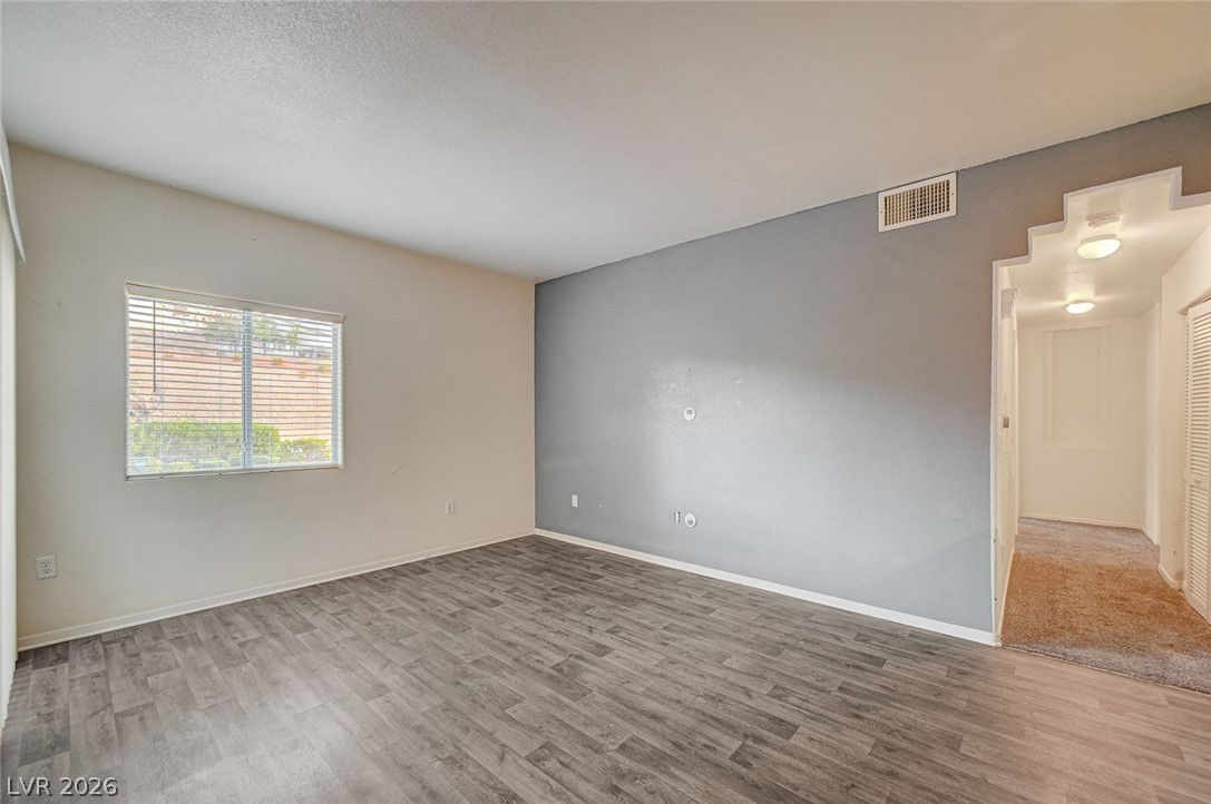 Photo 5 of 2110 Los Feliz Street #1066