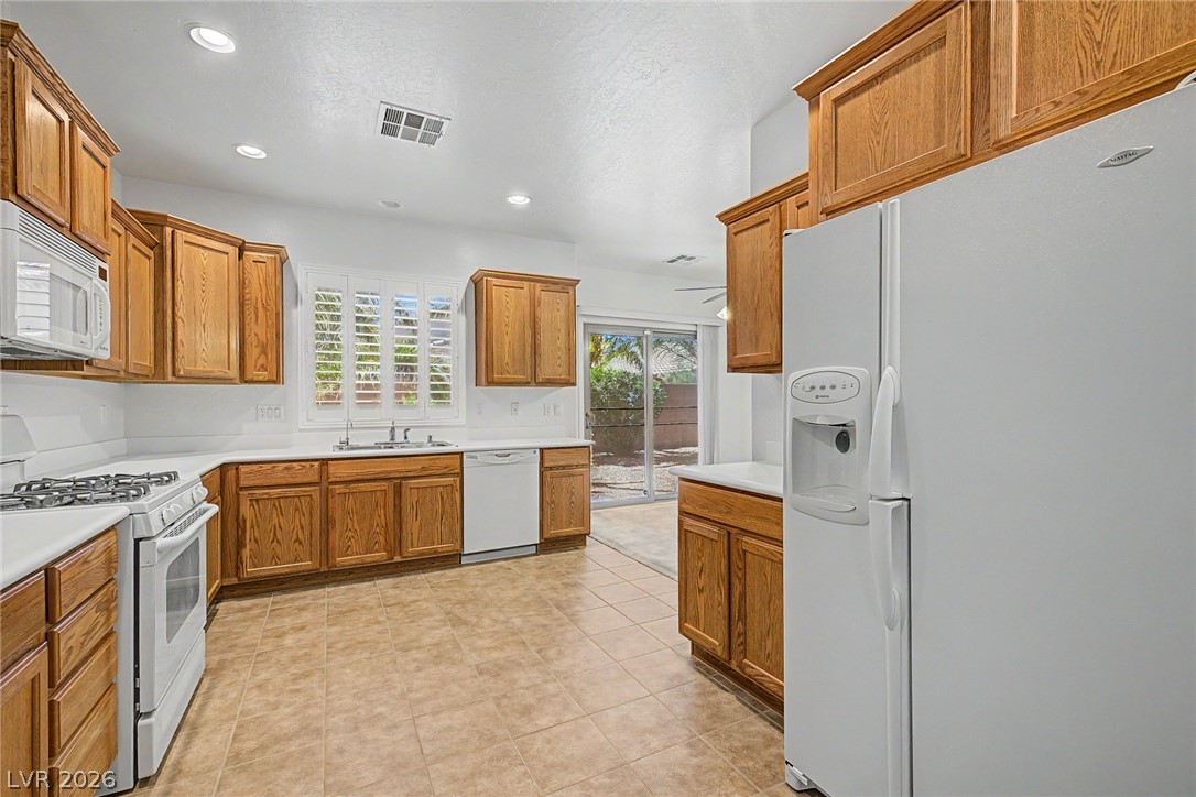 Photo 6 of 26, 6051 Tersky Court
