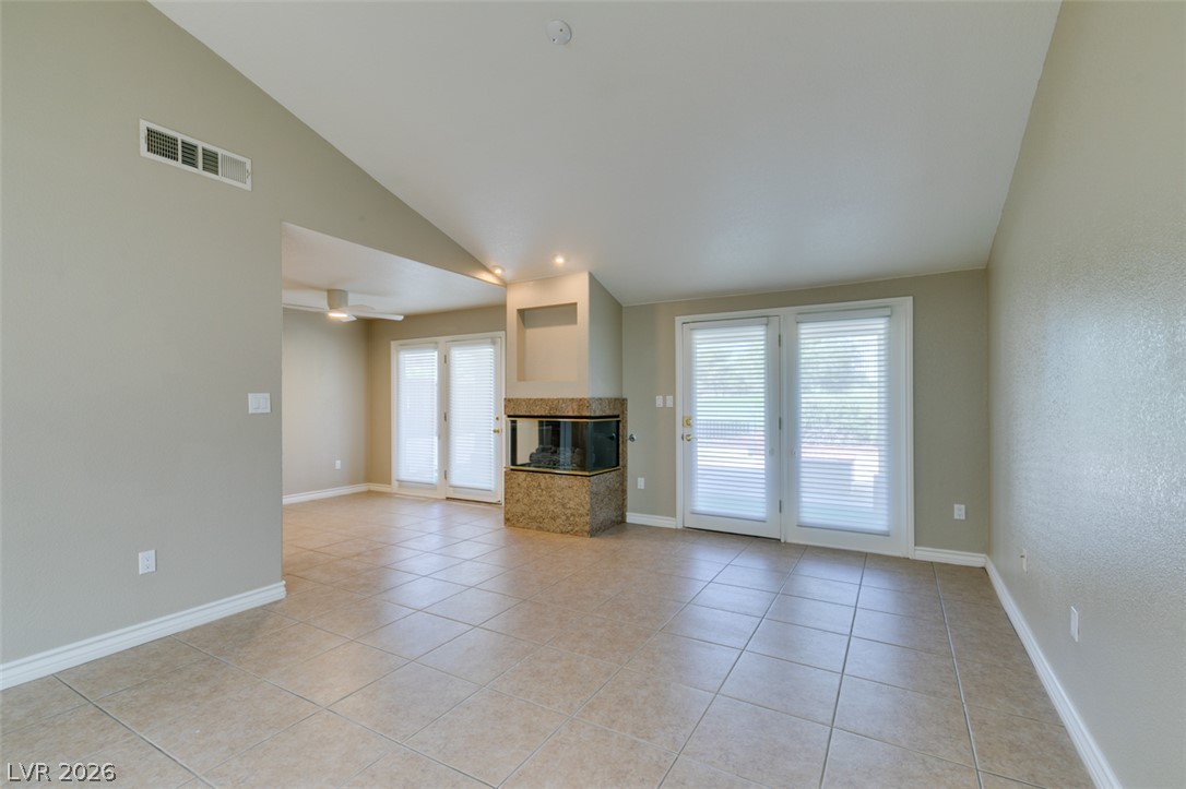 Photo 6 of 29, 3043 Bel Air Drive