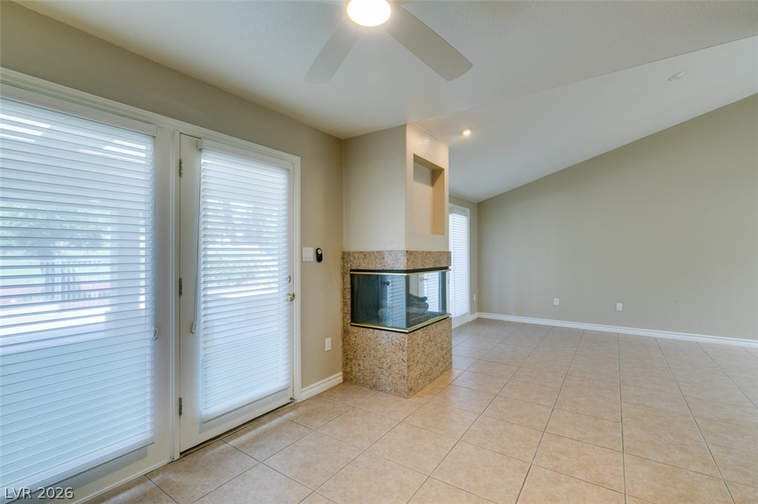 Photo 10 of 29, 3043 Bel Air Drive