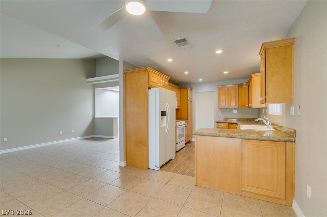 Photo 11 of 29, 3043 Bel Air Drive