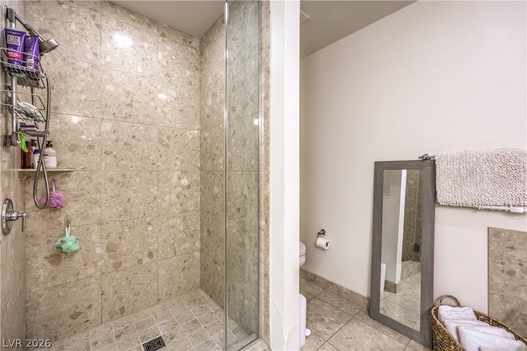 Photo 20 of 39, 4525 Dean Martin Drive #508