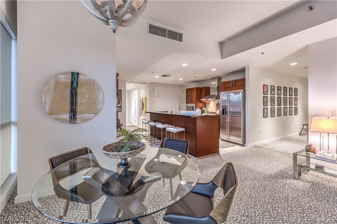 Photo 10 of 39, 4525 Dean Martin Drive #508