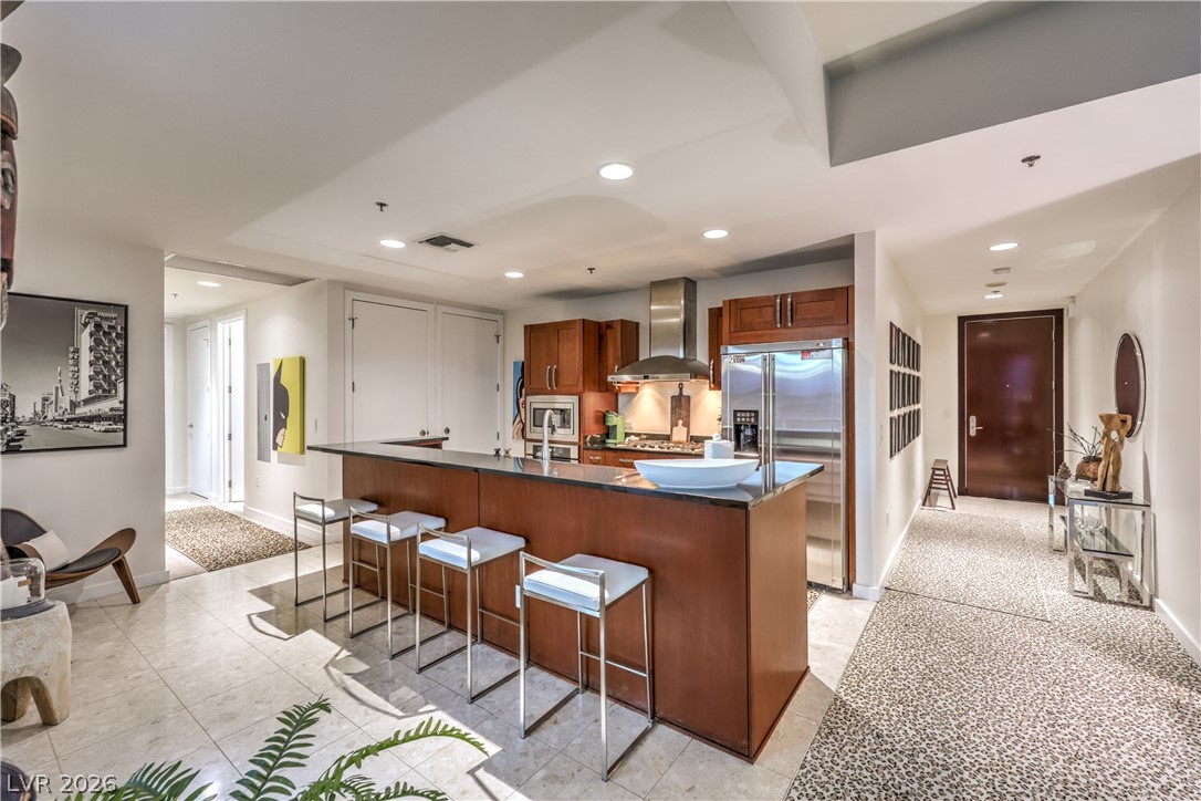 Photo 6 of 39, 4525 Dean Martin Drive #508