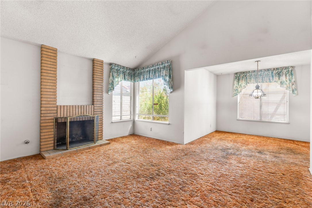 Photo 2 of 2613 Lourdes Avenue