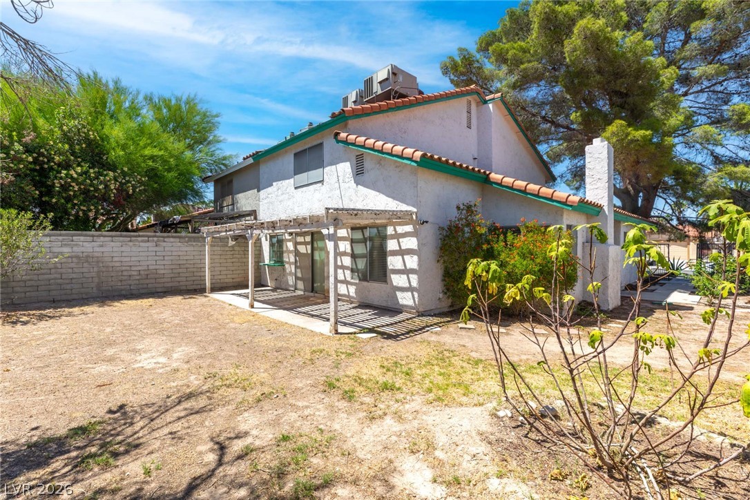 Photo 5 of 2613 Lourdes Avenue