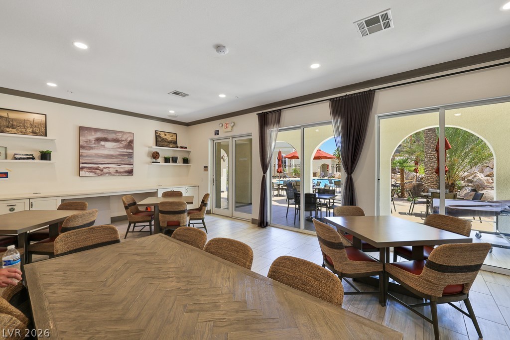 Photo 38 of 46, 2555 Hampton Road #7203