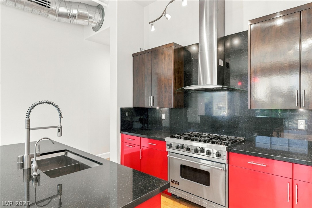 Photo 19 of 55, 11441 Allerton Park Drive #416