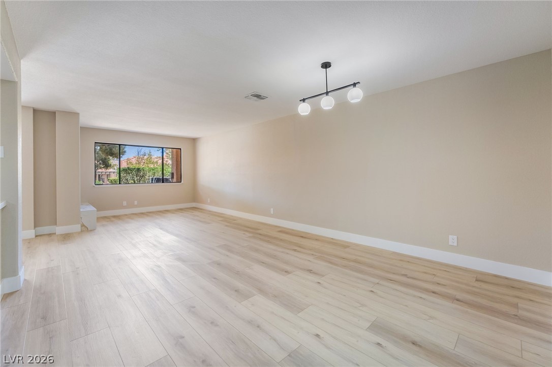 Photo 9 of 51, 2716 Laguna Shores Lane